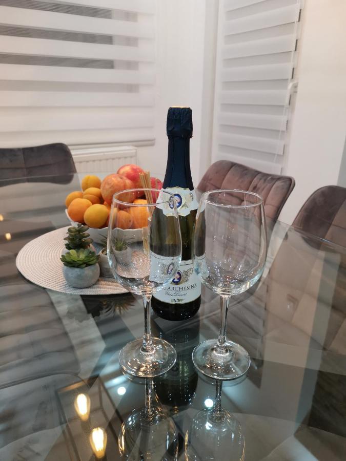 Apartamento White House Ns Novi Sad Exterior foto