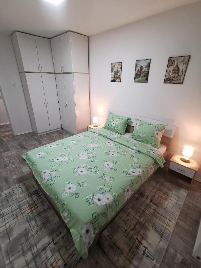 Apartamento White House Ns Novi Sad Exterior foto